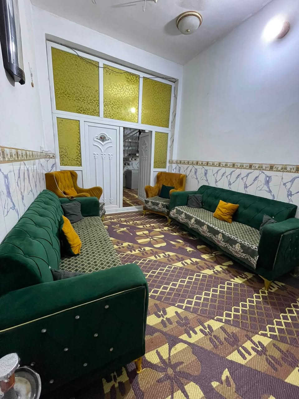دار للبيع  95م طابو صرف بناء حديث طابق واحد
كربلاء طويريج نهايه شارع البلديه حي الامير 
السعر 70 للاستفسار ***********
