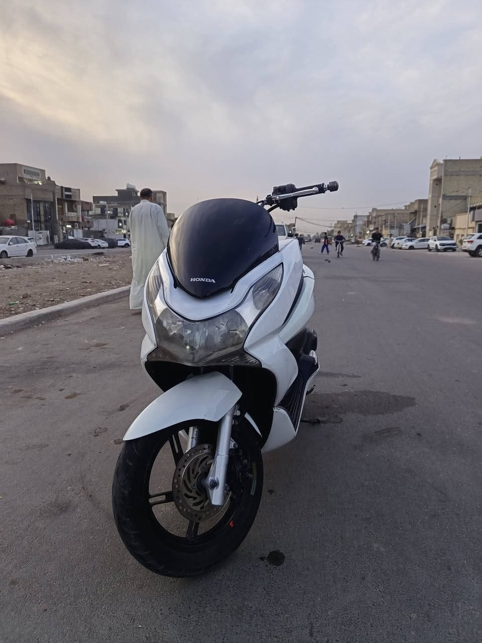 بيس اكس • موديل ١٦ • حساسات