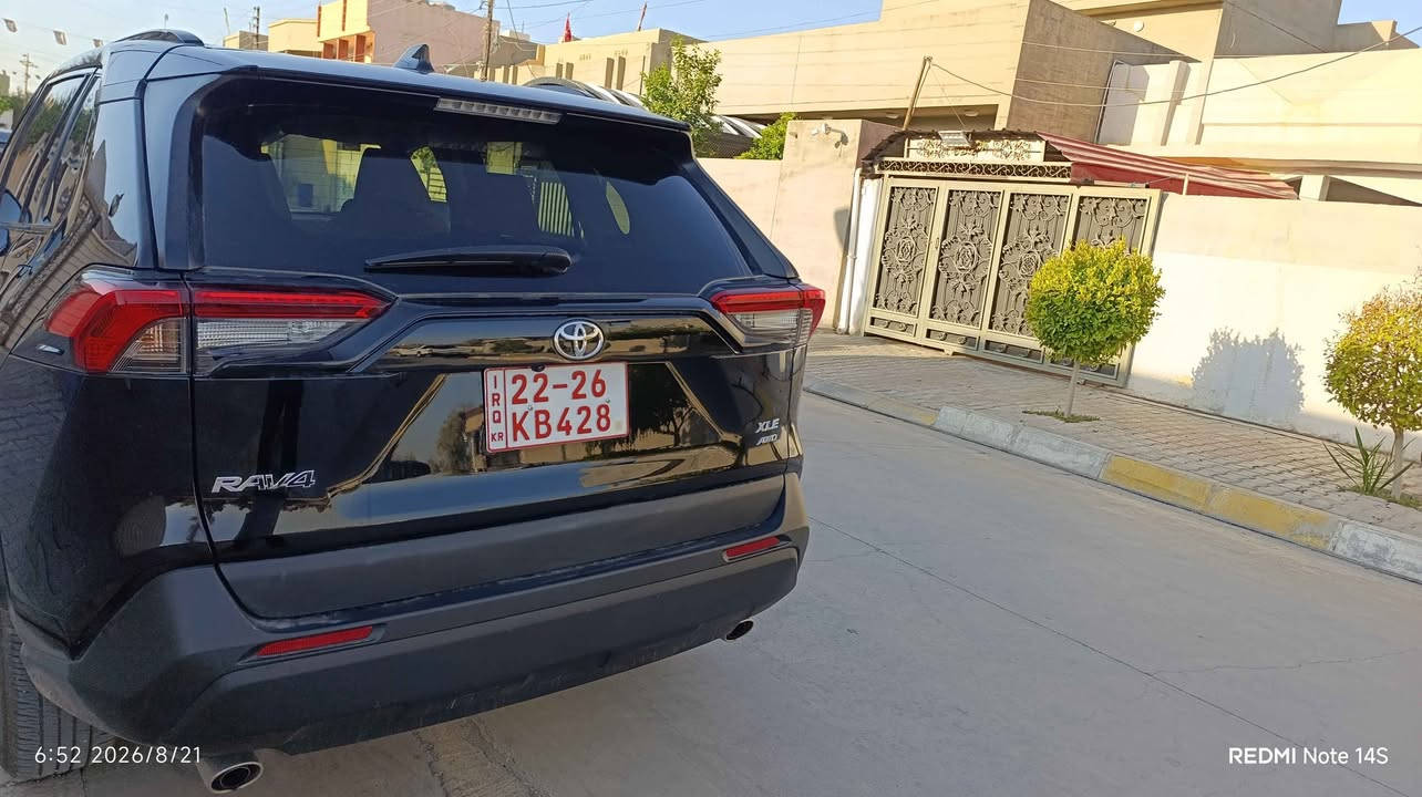 للبيع سيارة تويوتا راف فور جديد ماشي 25الف كم ضرر جاملغ سائق مواصفات فول XLEسعر 215وبي مجال بسيط رقمي *********** واتساب كركوك, العراق
