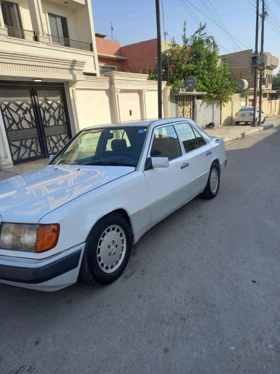 سلام عليكم للبيع موديل 1991 مكفوله كفاله عامه محرك كير شرط تحويل شرط رقم وسنونه جديد سيارة بلادية الاتصال ***********  كورك ***********.  السعر 67
