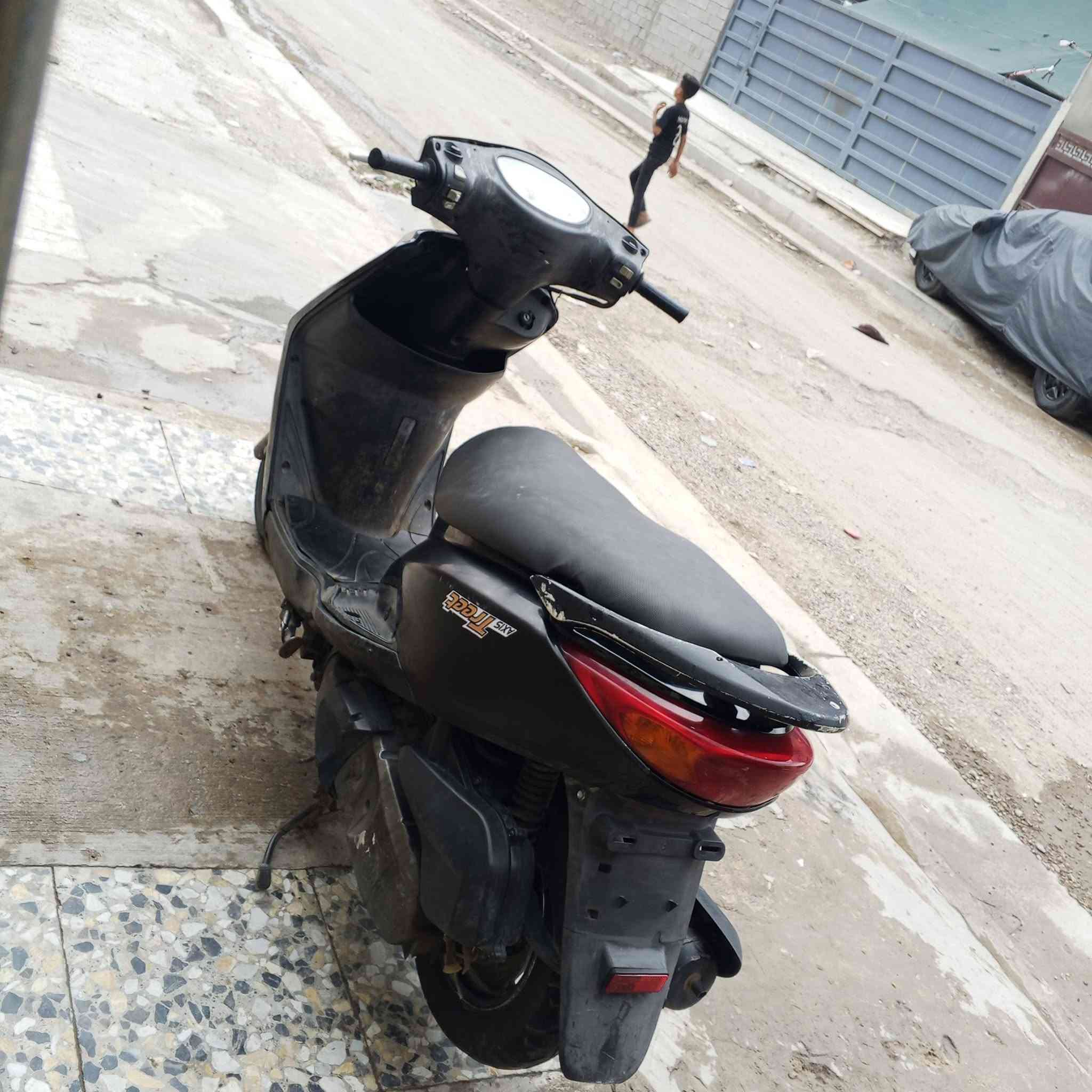 اكزاز • نوزل خطين • سرعة ١٤٠