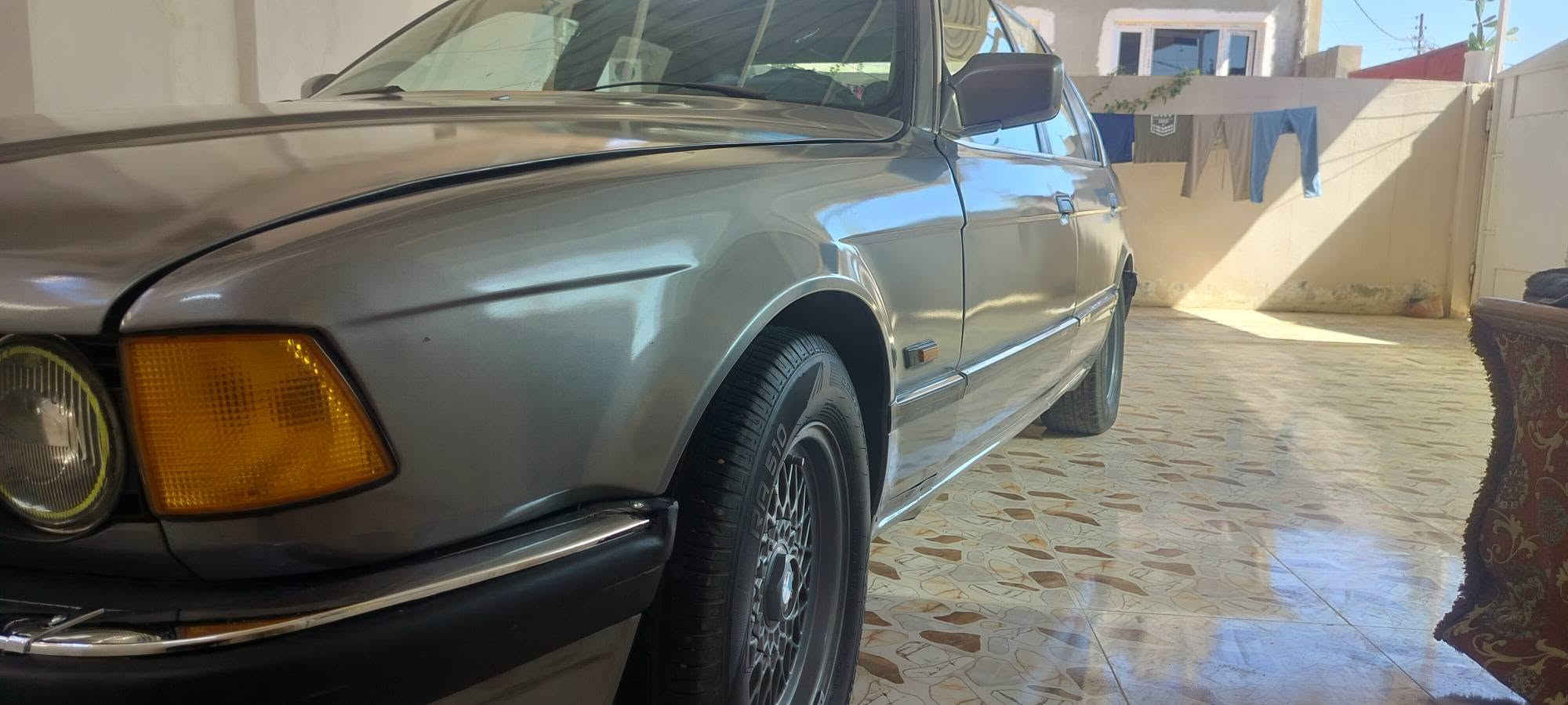 السلام عليكم اخوان سياره بيام 730موديل1991سنويه جديده رقم جديد تحويل صبغ جديد السياره فول توماتيك جمات كهرب كشنات كهرب تنته كهرب مكان السياره موصل ايسر السياره ارفلو يخربط وينزل من السعر سعر 39وبيها مجال للطيبين *********** بي وتساب وخط مفتوح
