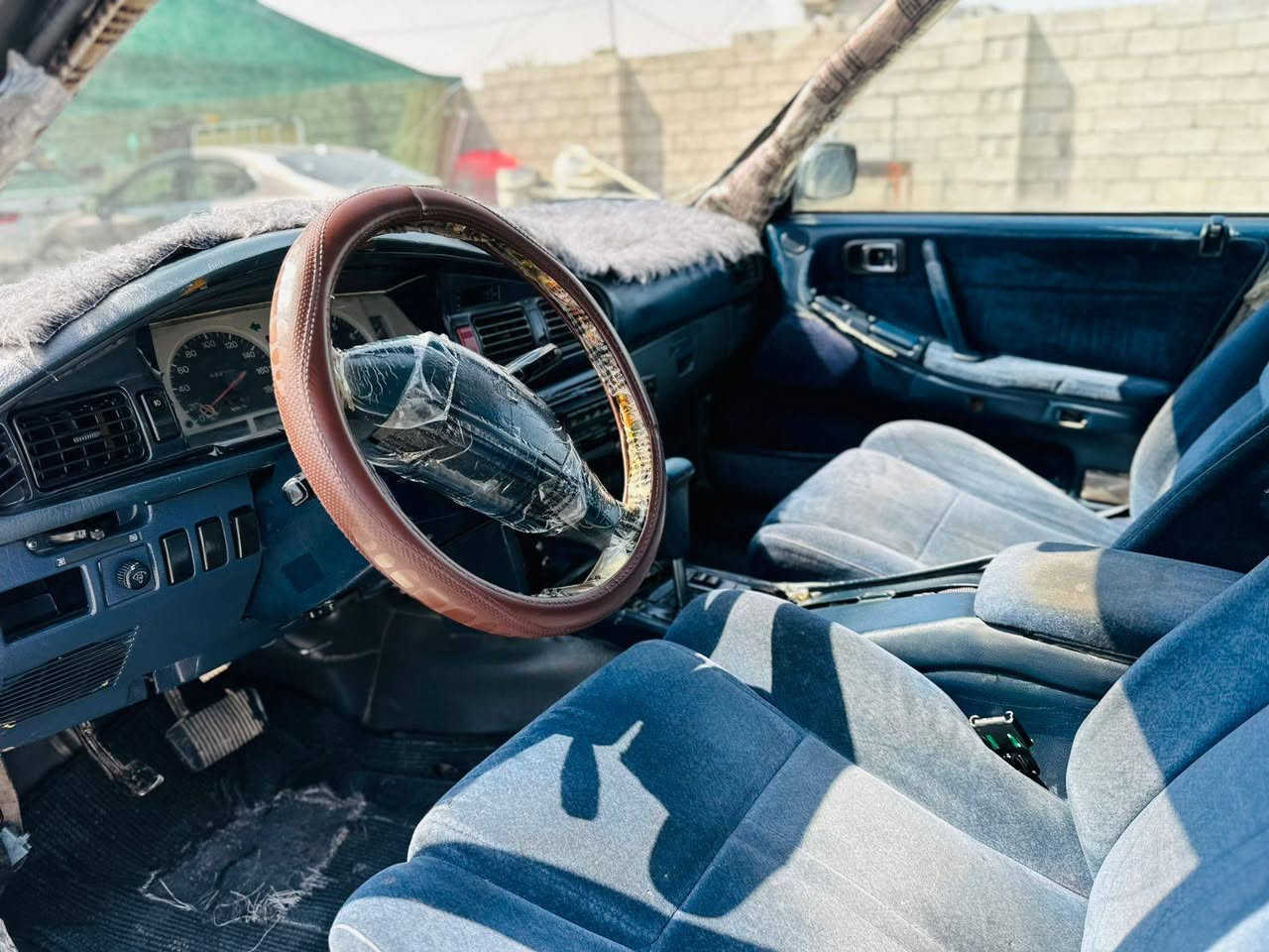السلام عليكم للبيع هارتوب موديل 1991 محرك 2500 شرط كير شرط صدر امامي خلفي جديد تخم تاير جديد تبريد ثلج 🧊 بدون اي نقص رقم صلاح الدين مشروع وطني سنويه الغايه 20230 هزه جديد بسمي بدون اي نقص بلادي شرط مكاني تكريت ***********
