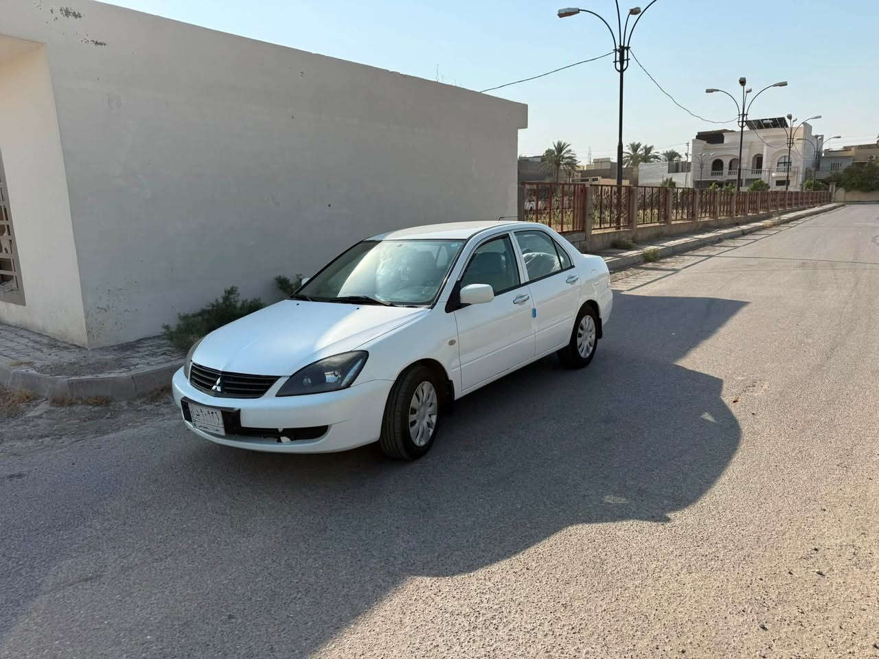 السلام عليكم
لانسر ٢٠١١ جديدة وأحلى من الصور كلهه وضع شركة 
محرك قبغ اسود ميكانيك كله جديد 
سعر ٨٢$ 
ديالى بعقوبة هاتف 📞 ***********
