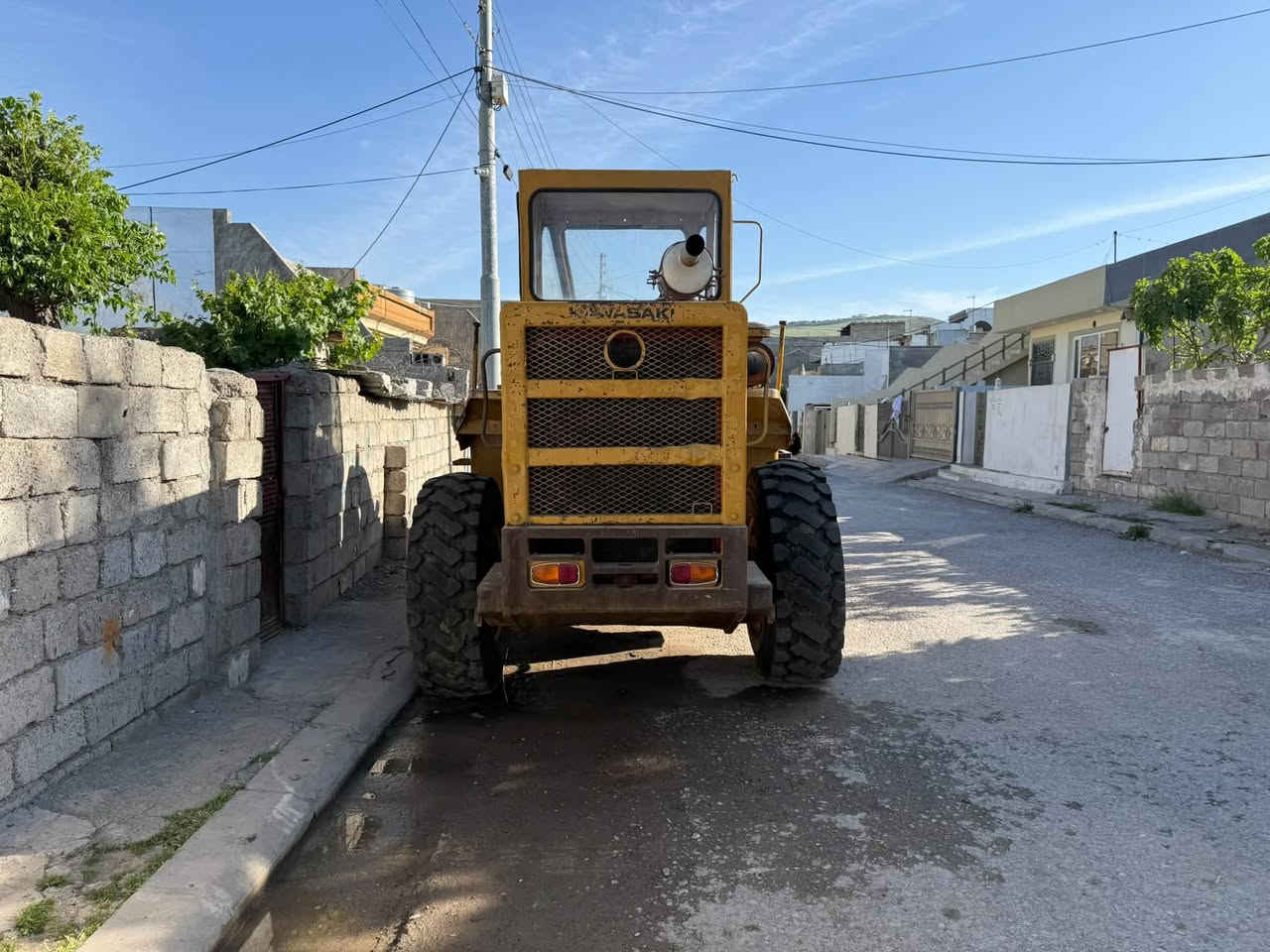 شاحنة • بدون تفاصيل