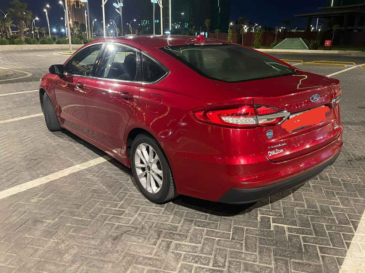 السلام عليكم
فورد فيوجن ٢٠٢٠ وارد امريكي بيها بنيد مبدل وباب مرشوش بدون دواخل والباقي كفاله كير محرك تبريد السياره جاهزه 
***********
***********
