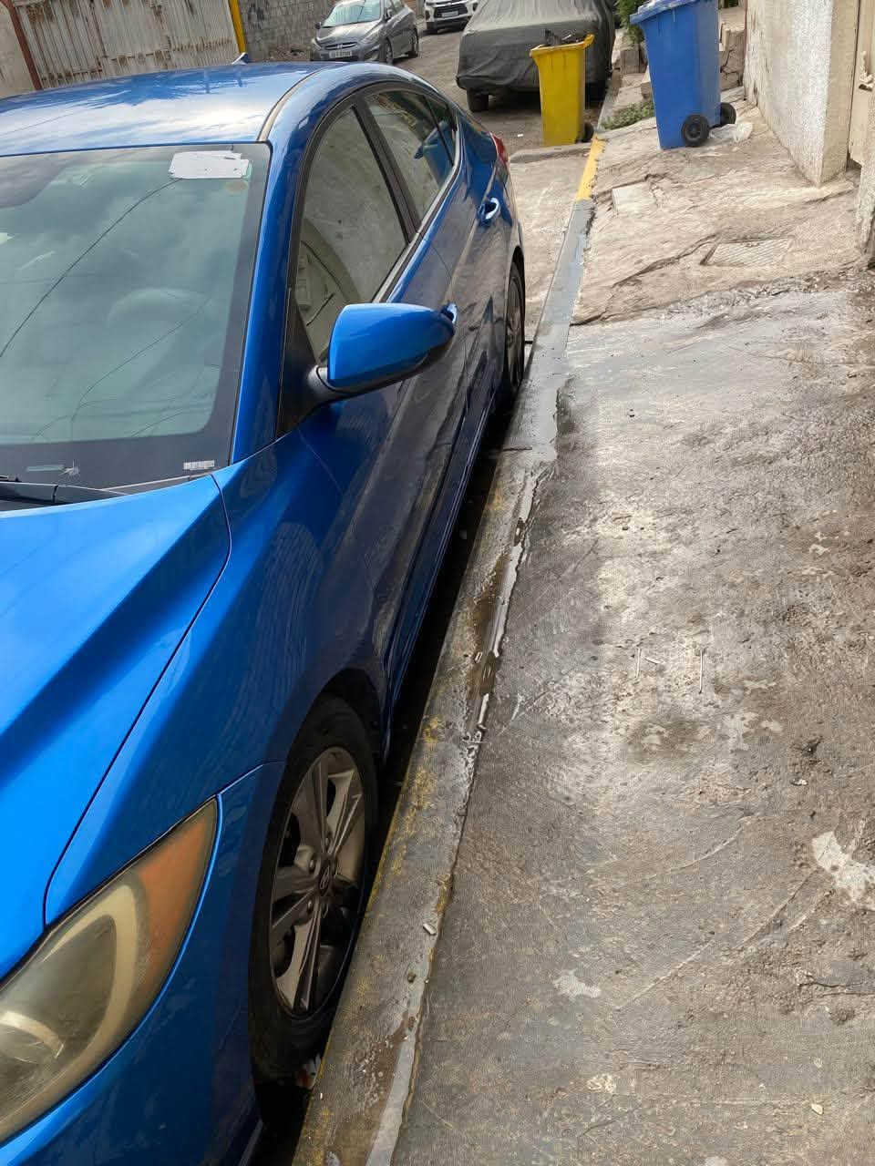 السلام عليكم .
مكلف بالنشر للبيع النترا لون ازرق بحري
محرك 2000 لاتبخير لاتنقيص
كير ايتي
السيارة موديل 2017
حادثه دعامية خلفية فقط تعديل اصبع بالحوض
السيارة ليبل واحد بدون بدون قطرة صبغ
بدون ايرباك
سنوية باسمي تحويل مباشر 
مكان السيارة بغداد تقاطع درويش 
الاتصال مع صاحب السيارة مباشر على الرقم *********** متوفر واتساب احمد ابو سجاد
السعر 120
