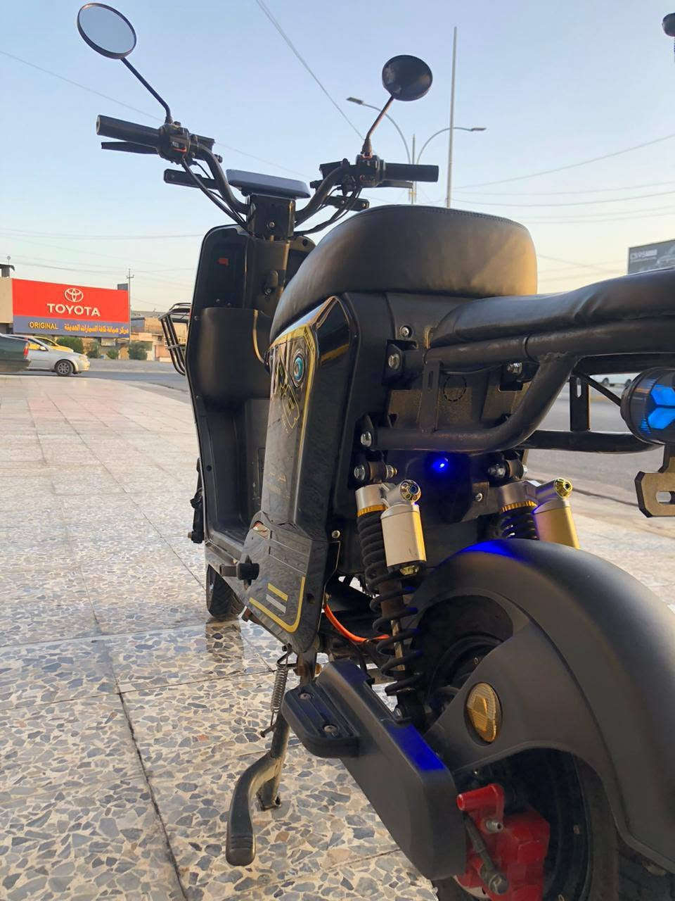 المواصفات
عدد البطاريه .. 5 كبير 
نوعية البطاريه .. ويلي
شحن البطاريه .. يقطع 45 km
سرعه الوهميه .. 99
سرعه الحقيقيه .. 60
مع ذلك
سماعه بلوثوث
منفذ شحن 
لايت زينون
اشاره دبلل 
اشاره مربع
هورن عالي
خاصية البك
سعر 420 
للتواصل ***********
