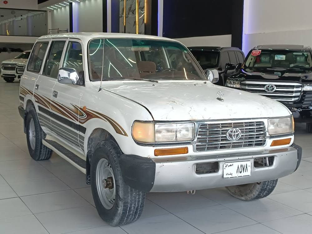 Land Cruiser 🇯🇵
 ئەم سەیارەیە بۆفرۆشتن 
مۆدێل 1991
ئاڕمی پلاستیکی سلێمانی 
غەرامە بەشەرت
بێ لێدران بێ وەرگەڕان شان و سەقی بەشەرت
مەکینە 3f بەتامی 4.5 
گێڕ و دەبڵ ئەکسل و جکنێت بەشەرت
تەقەو ڕەقە بەشەرت 
کامل بۆیاخە لەسەر ساغی 
کارەبایی بەشەرەت
4 تایەو ویلی مۆنیکا 
سعری 43گەڵاو مەعامەلەیەکی برایانە 
ژ :  ***********
ژ : *********** السليمانية, العراق
