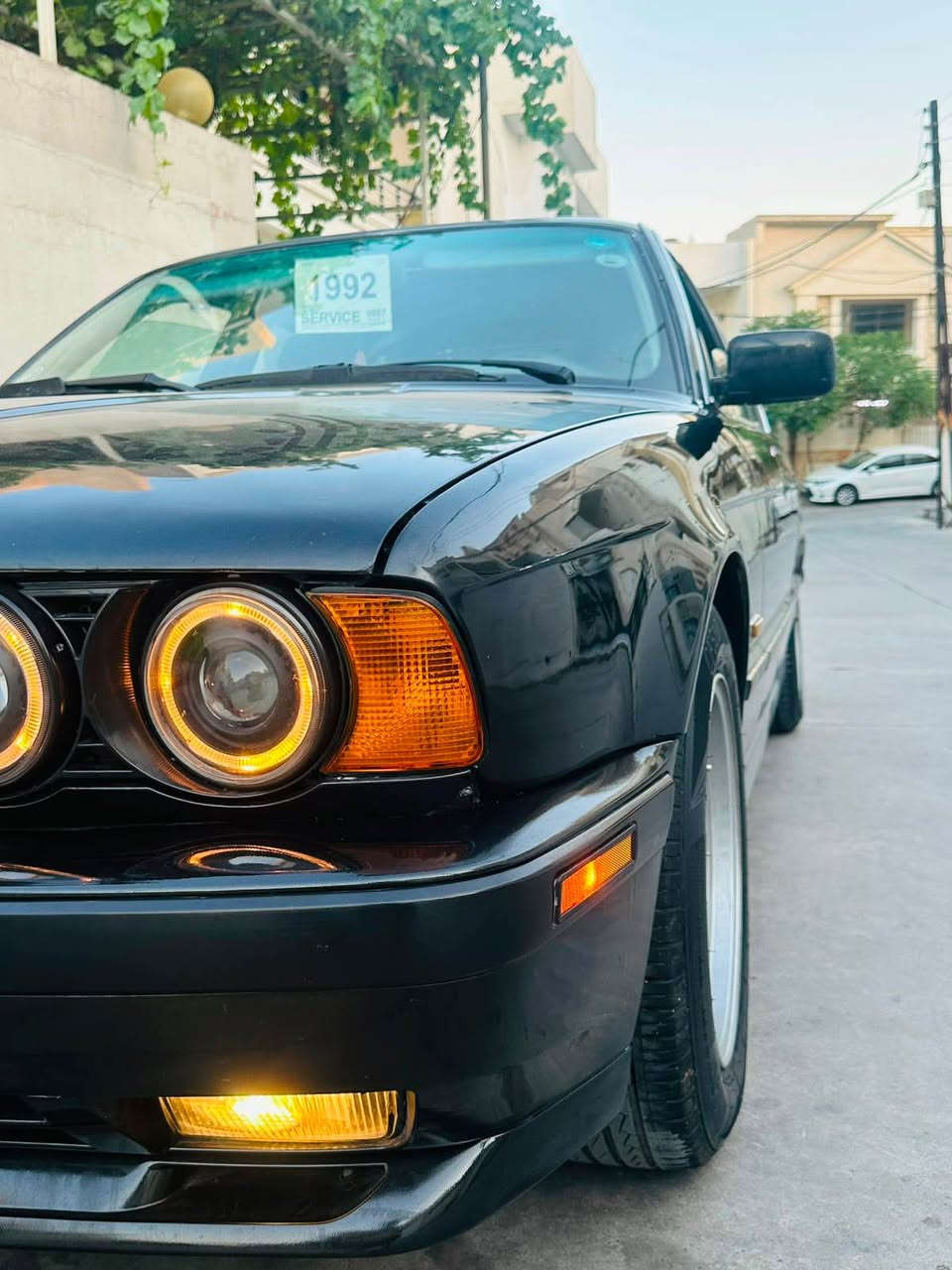 به ناوى خواى گه وره و ميهره بان
بؤ فرؤشتن BMW 1991
مه كينه ٥٢٠ بئ دجيتال كَير حادى سه ياره كه تابلئ جوانه زؤر تونده لايت ده بل عه ده سه
فة حسوهزة. نوئ. عام. بؤجواني. بة بئ ليدران. بة شرت جوار تايي نوئ. بناو كردن بشرت.
٤٨ ورقة ومجال
٤٥٠ غه رامه ى له سه ره ده
تيبينى من خاوه نى نيم ره قه مى خاوه نيم داناوه
مؤبايل*********** شقلاوة, أربيل
