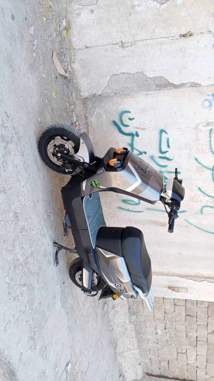 318 فول نضافه 
سته بطاريات وشرط الفحص 
ملفو 2000
 كلشي شغال ليت اشير نضام بك دبل خلط 
بي سويج ثنين وبصمه ثنين 
سعر 600وبي مجال قليل مو شراي لاتتصل ولاتعبني ولاتعبك 
***********
