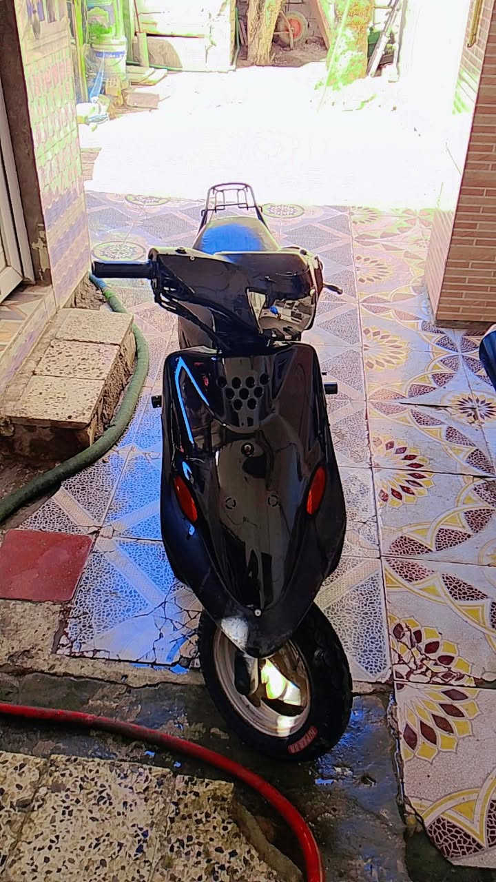 السلام عليكم بيجي 9زروف كمله كفرات درجه شلعه معدل نظيفه كلشي شغال بيه بس عوزه بتري مكني كرمت بني سعيد السعر 300ويه مجال واذا اكو مراوس راوس خاص مفتوح وهذه رقمي ***********

