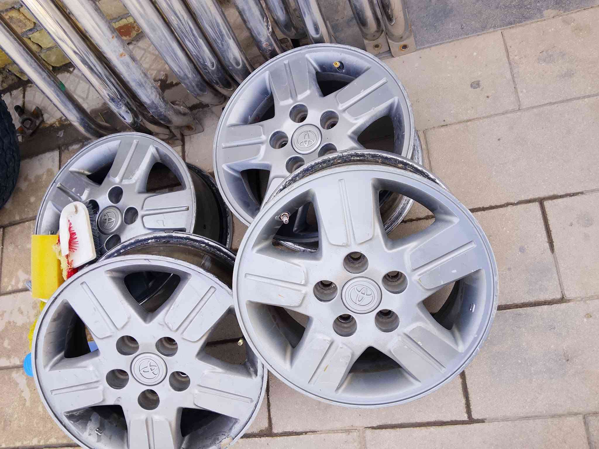 للبيع • قطع غيار • قطع سيارات