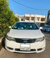 سيراتو • ٢٠١٢ • بدون صبغ
