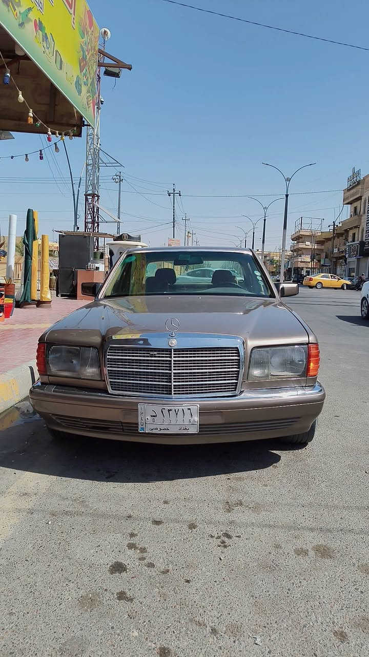 مارسيدس جامبو 300SE
موديل 1990
بيع او مراوس حسب القناعه

لون برونزي 

مابيها اي حادث 

مصبوغه عام جماليه 

داخل لون بيجي 

مكانها فلوجه 

***********

سعر $80 وبيها مجال
