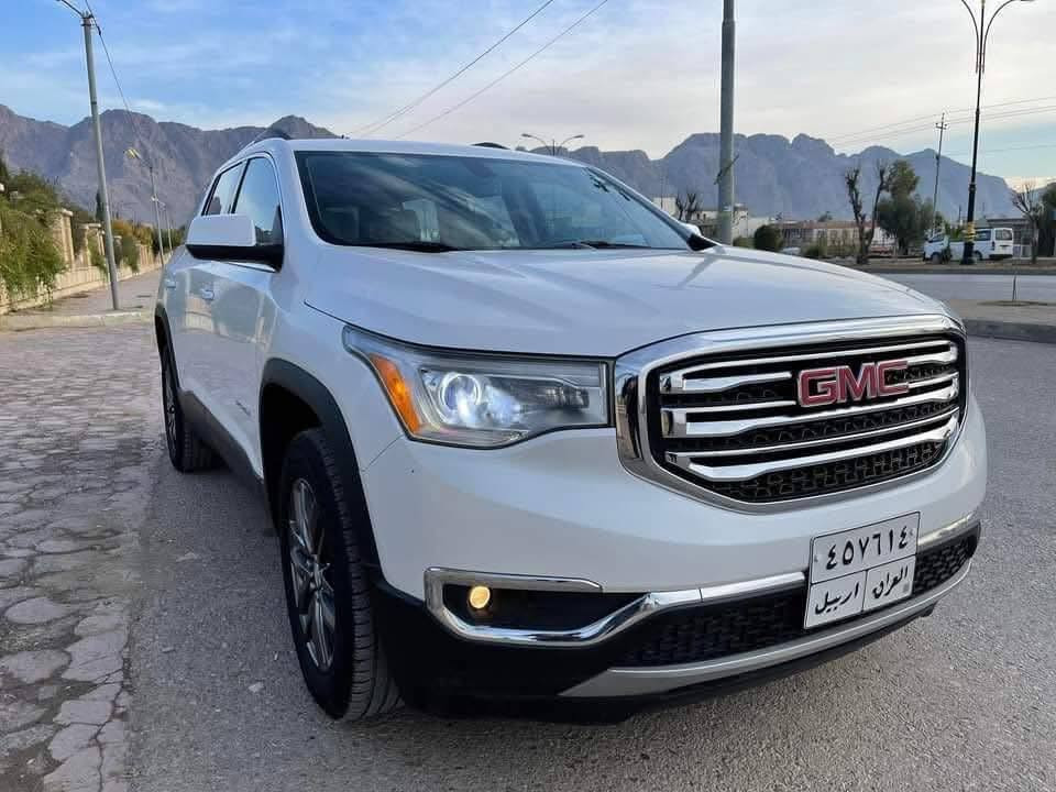 GMC. ACADIYA 2017 
***********
***********
2 parcha sbux 
150 gala
