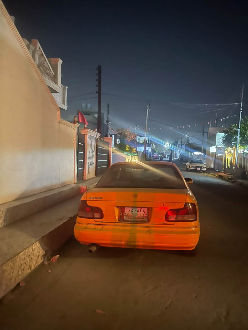 سلام عليكم سياره للبيع رقمها كركوك محركها كايم النترا دمعه موديل 95 بيها دفتر بانزين شرط الوكاله السعر 15 ورقه وبيها مجال قليل 
الاستفسار الاتصال ع رقم   ***********
