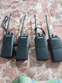جهاز نداء • ٤ قطع • شواحن