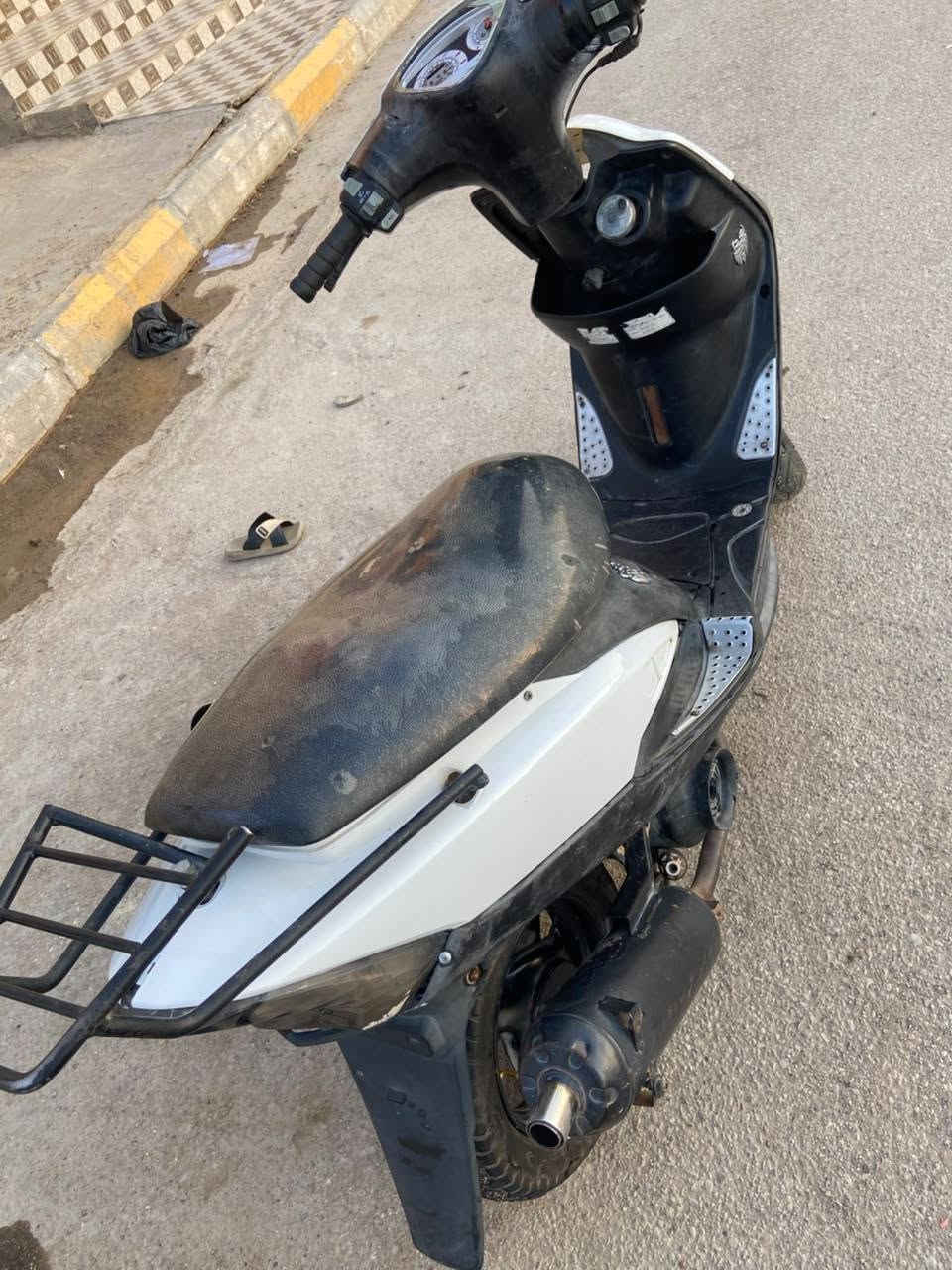 سلام عليكم ماكس عدله للبيع  مكاني   ناصريه مركز  سعر 450 وبيها مجال رقمي ***********
