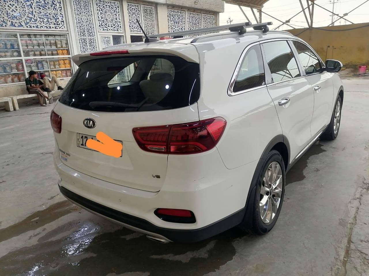 سورينتو خليجي مكفولة
موديل 2019

رقم مثنى باسمي

 6 سلندر
 
محرك  3300

مكان السيارة ناصرية 

نص فول

ماشية   150

السعر 228 $ وبيها مجال بسيط 

للتواصل الاتصال على الرقم 

***********
