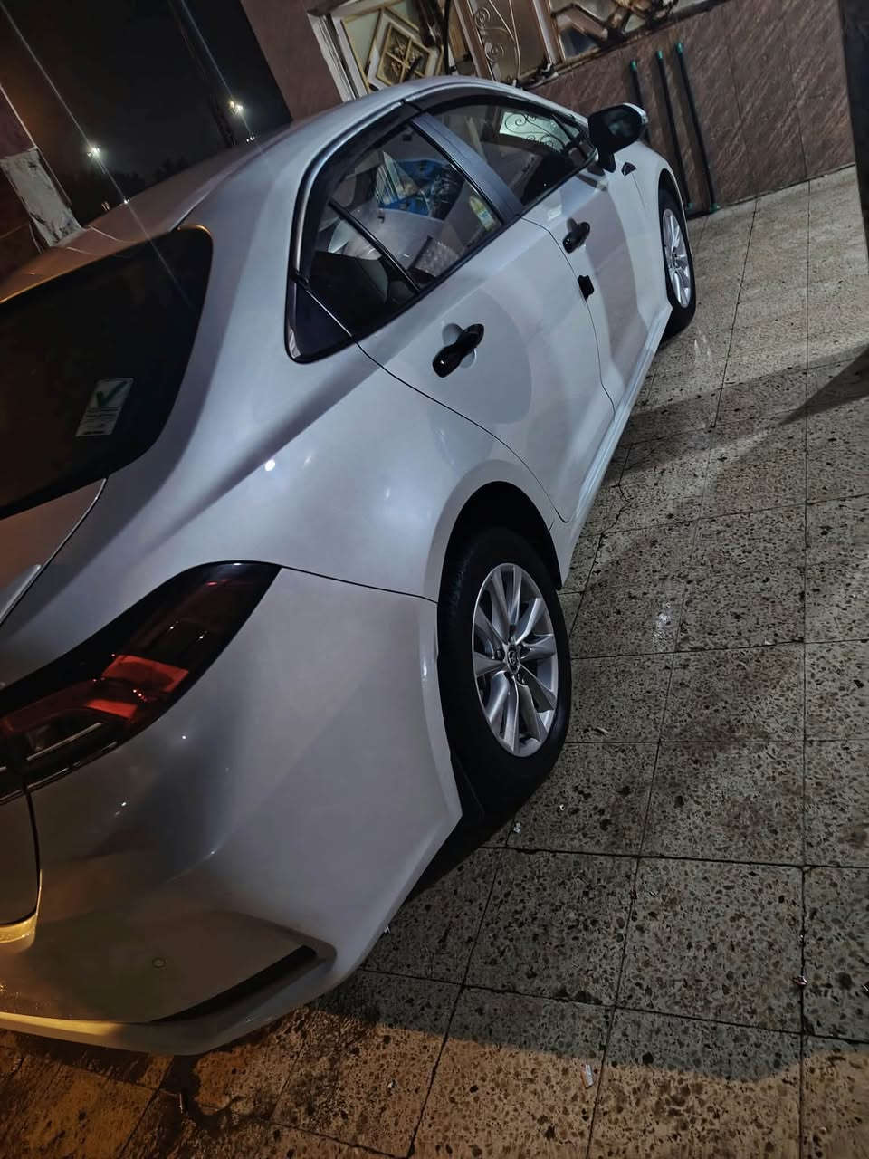 كورلا موديل 24
وارد خليجي محرك ١٨٠٠
السياره ماشيه ٤٠ الف
مراوس بجارجر عادي
داخل الكوت 
السعر ١٧٠ وبيها مجال
للاستفسار اكثر رقم خاص
