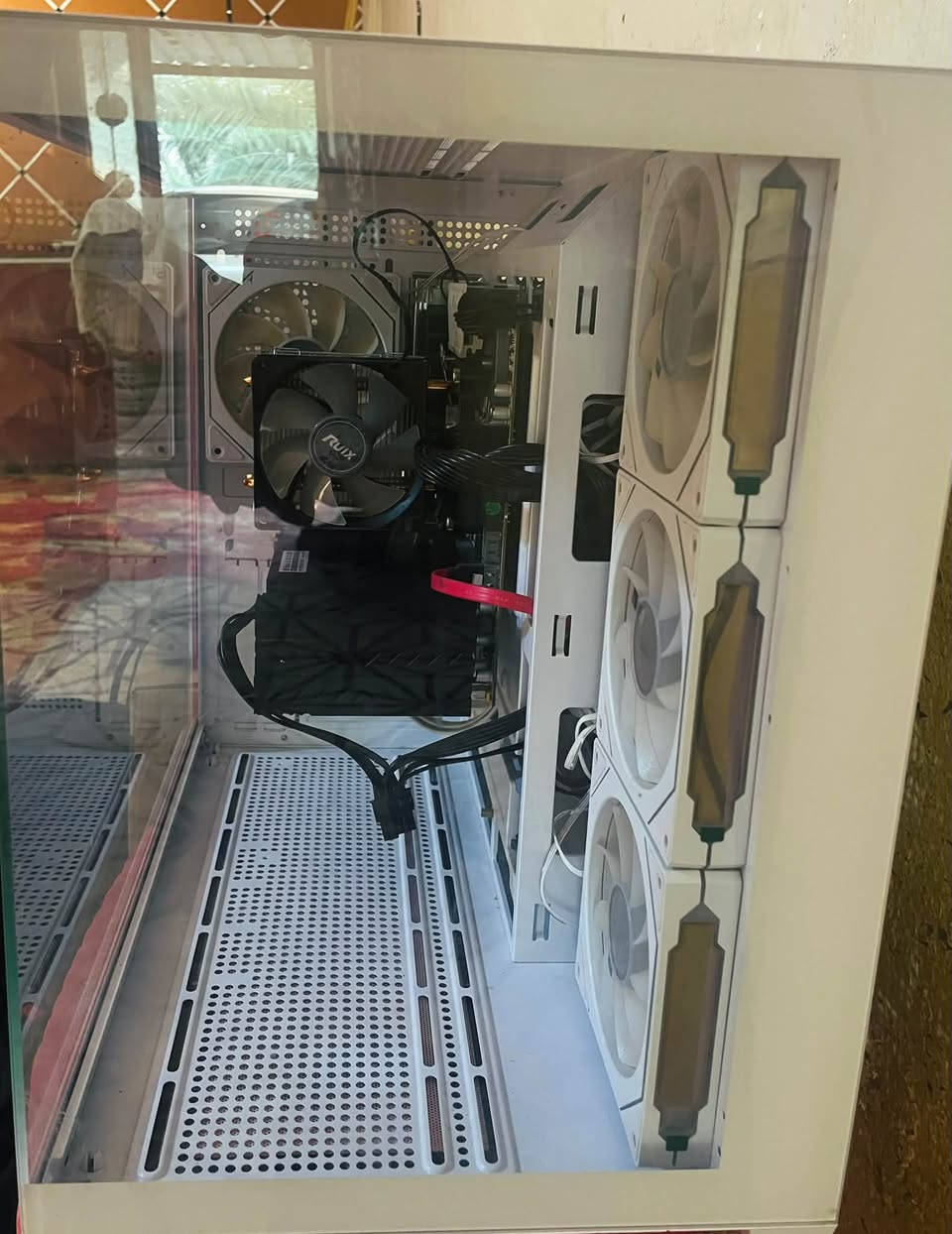 RX580 ٨GB • ١٤نواة ٢٨مسار • ١٦GB DDR4