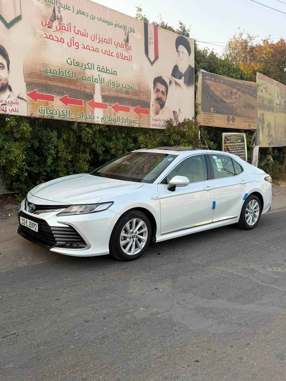 ⭐️ كامري خليجيGLE عبد اللطيف جميل 2024 هايبرد⭐️
السعر 228 قابل للتفاوض 

سونار مرفق بالمنشور والك فحص ايضاً

⚡️مواصفات السيارة  

كامره خلفيه ✅

بصمه✅

مثبت سرعه✅

مرايا جانبيه كهرباء ✅

شاشه كبيره ✅

نظام المفتاح الذكي ✅

المصابيح الاماميه ليد زنون✅

قفل مركزي للابواب✅

ابل كاربلاي ✅

نظام ABS✅

مثبت سرعه✅

تبريد خلفي ✅

8وساده كهربائيه ✅

مقاعد كهربائي ✅

تحكمات فل بلستيرن ✅

هاند بريك بصمه ✅

ا Auto hold✅

كشنات مخمل ✅

حساس خلفي ✅

✅ماشية 50000 كيلو متر 

حساس اطارات ✅

عدسه متحركه بالمازده ✅

فتح ذكي للصندوق ✅

ويل كب 17استيل ✅

محرك 2500✅

كير اوتوماتيك✅

كشفات ضباب ✅

تحديد مسار ✅

ثلاث وضعيات قياده

 SPORT  ⭐️ 
NORMAL ⭐️ 
ECO  ⭐️

 جديدة بمعنى الكلمة ومماشية اهواي مقارنة بخواتها 
للاستفسار اتصال على هذا الرقم
***********
