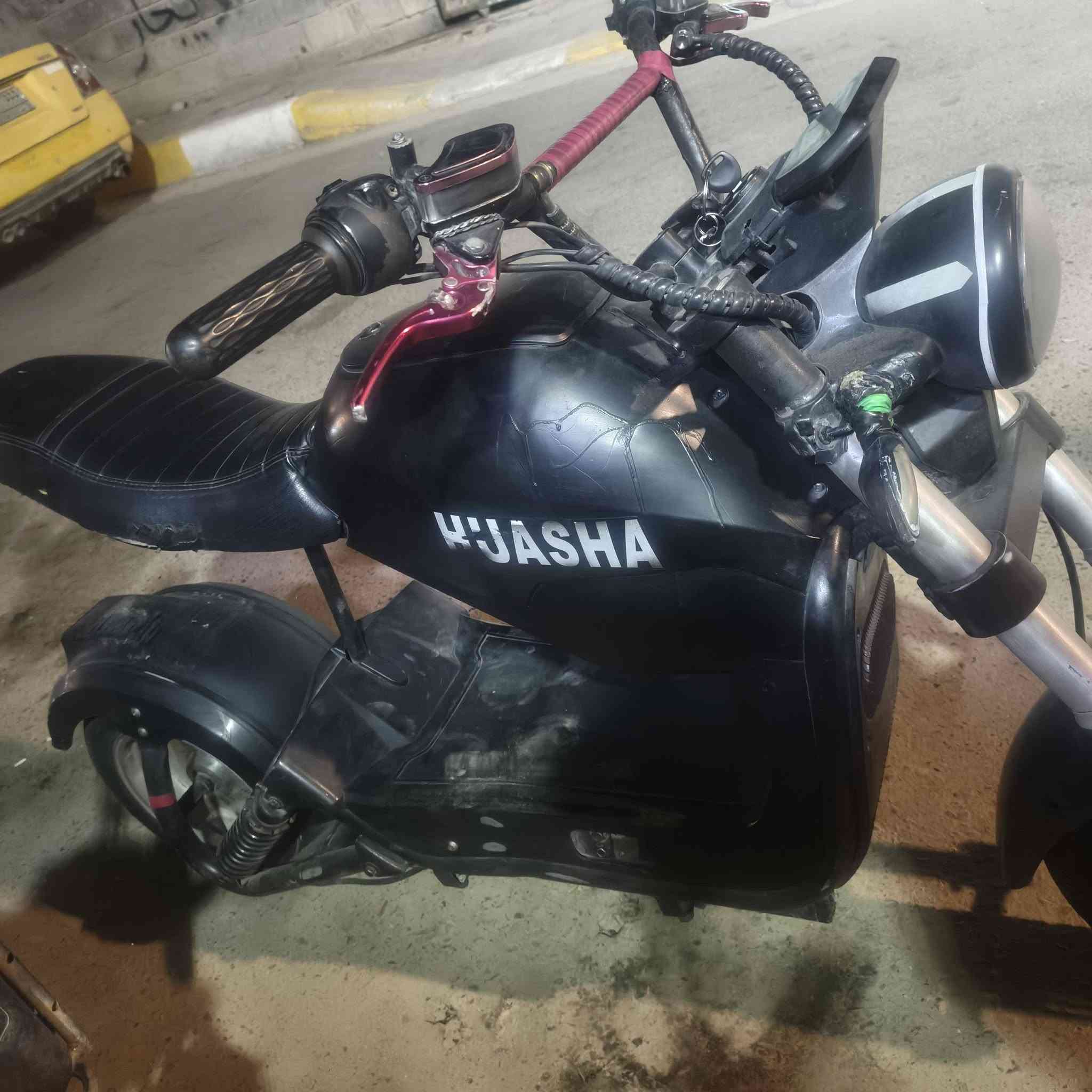 سلام عليكم باسكل شحن5 بطاريات عل فحص كهربائياته شغاله السعر 250وبي مجال المكان التيميم ارقم ***********
