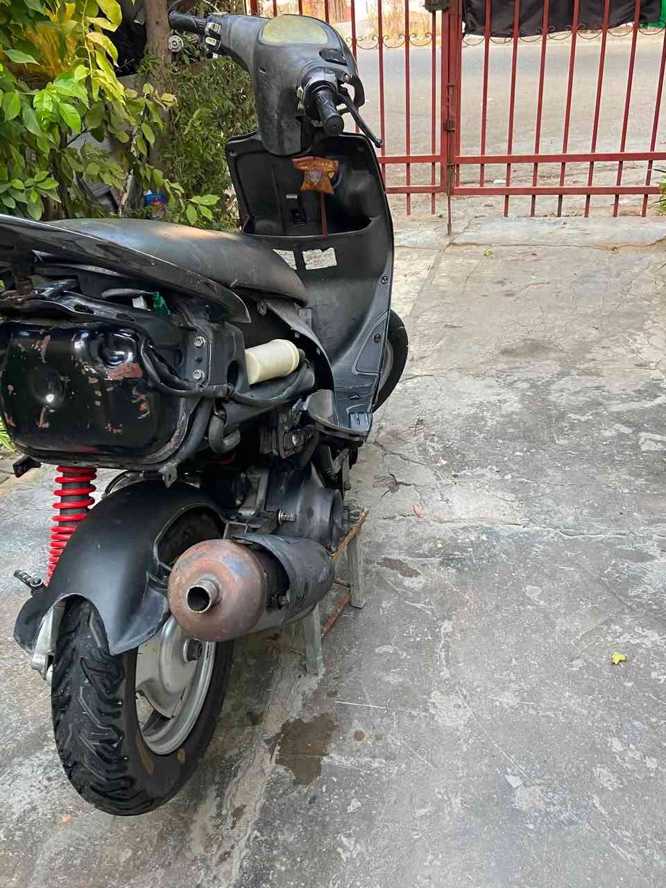 سلام عليكم ماكس عدله البيع كدام عينك الدراجه بلديه وملحه بس المكينه55 وبيه كلجات)
تشك الكاع وبيه نصبه تخبل بكاني بغداد بياع

متوجد ***********
