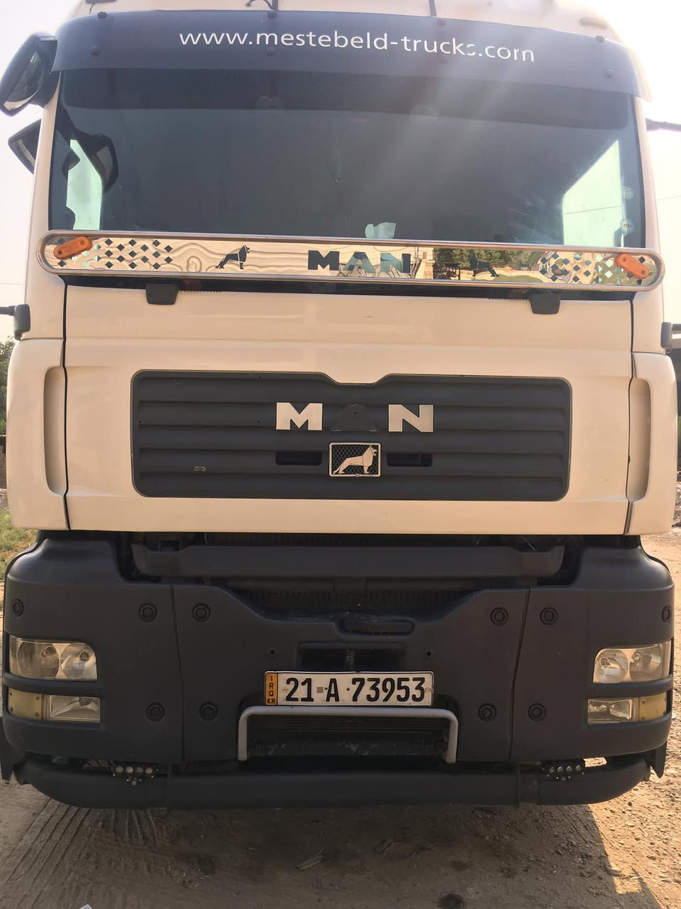 ***********

نص مكتوب في الصور:
- www.mestebeld-trucks.com
- كروب بيع وشراﺀ تريلات من جميع مح... سهجهاد شهاسهمه مجموعة عامة السلام عليكم مان للبيع راس وعربانة ذرعة ٢٦ م كير ١٢ نمرة اوتوماتيك مكينة شاديله مال برفان السيارة مكفولة مكينة كير قمارة و مابيﻬة نقص ثلاجة شغالة كهرباﺀ شغالة رتايدر ٦ طكات بريك عربانة كاملة وجاي تشتغل على نقلية مال حصو حتة شغلـة وياها مكان السيارة بغداد الشعلة السعر 190 وبيﻬة مجال ملاحظة (؟ ( العربانة بيﻬة جفية ومعدليﻬة؟)) ***********