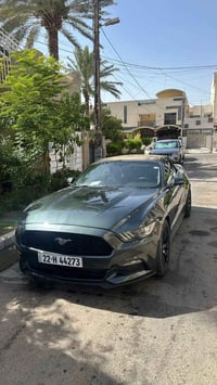 *فورد موستنك 2015 كشف  *محرك v6 3700  *ماشية 135 ميل *لون زيتوني طوخ م...