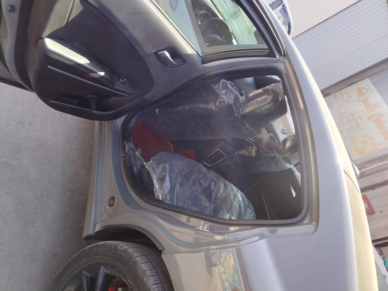 تشارجر SXT • ١٧٧٤٩٤ كم • ضرر يمين