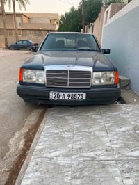 مرسيدس 300E • ١٩٩٢ • المقدادية
