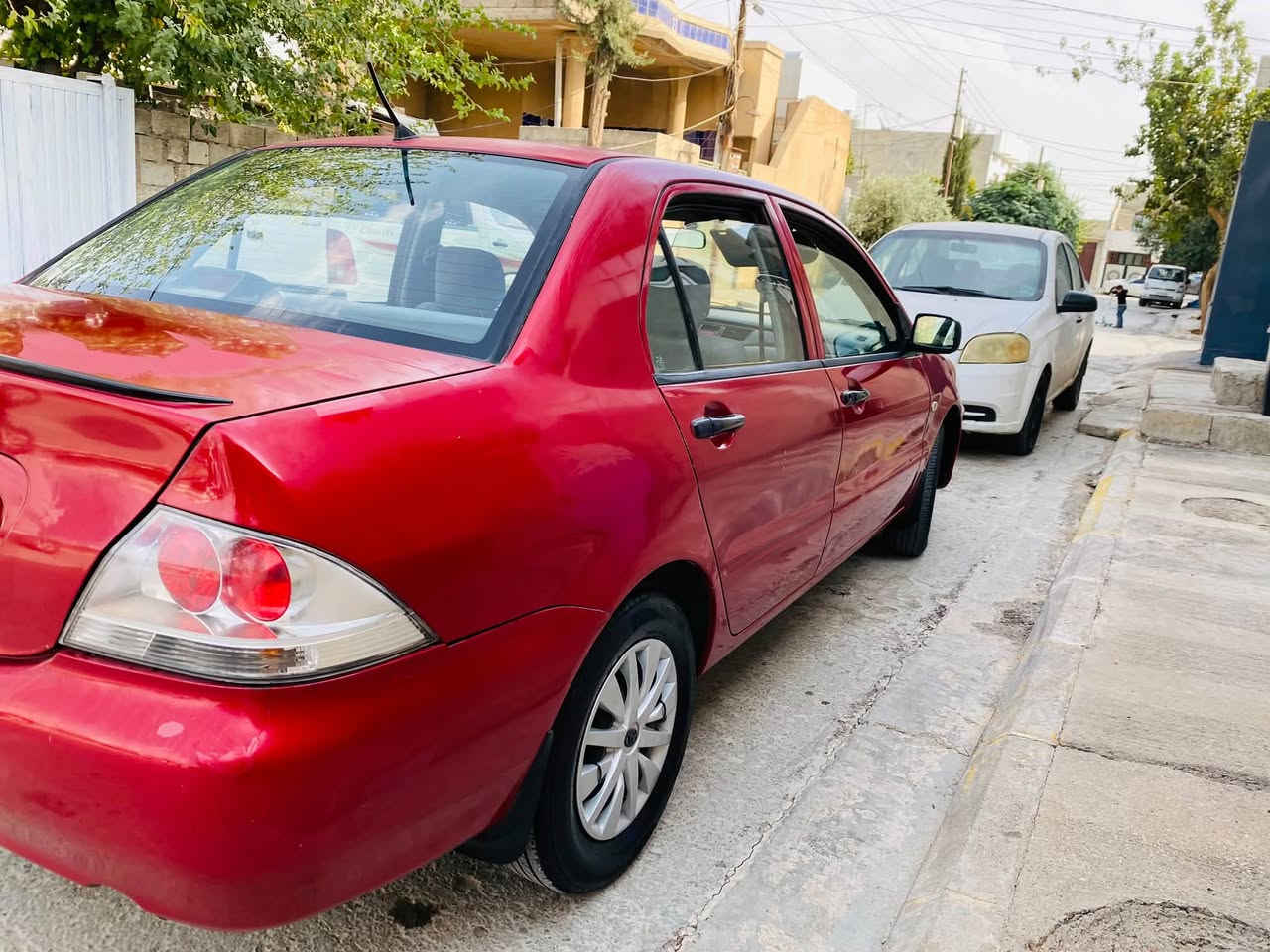 لانسر • شاشة وكاميرا • بلا عيب