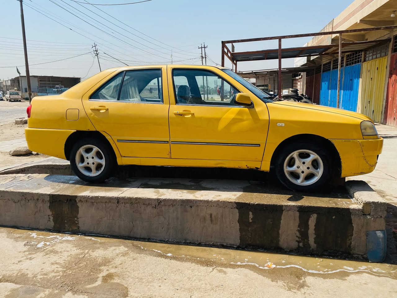 شيري موديل ٢٠١١ سنويه ل٣٠ بأسمي كير محرك كفاله تبريد ثلج كهربائيات شغاله سياره بلاديه فقط باب سايق والجاملق  مبدل ضربتها بلدوسه خفيفه كما موضح بالصوره سعر ١٨ مكان بغداد تقاطع النهروان ***********
