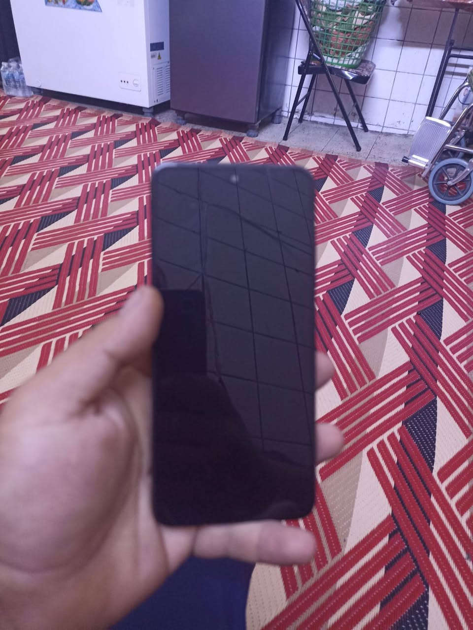 بوكو 4 برو • ٨+٨ رام • ٢٥٦ جيجا