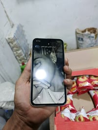 آيفون ١١ • ٢٥٦ • بطارية ٦٧%