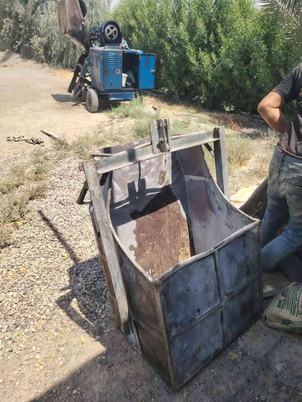 سلام عليكم خباطه لبنانيه للبيع شرط نظافه وع بلاد سكله كامله 3 طوابق بوجهك لشغل بغداد اليوسفيه***********
