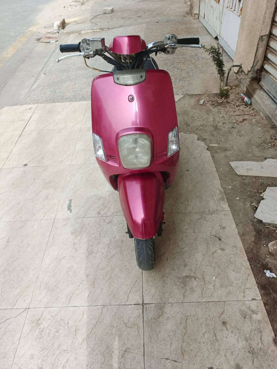 سلام عليكم درجة بوليسي رنبه درجه نصيفه نكره سلف المكين مزوده مروحه لبتري مقسم درجة نضيفه كلش معده بس كفرات تجاري المكان ناصريه مركز سعره 500 وشري يتولصل على هذ رقم متواجد وتساب ***********
