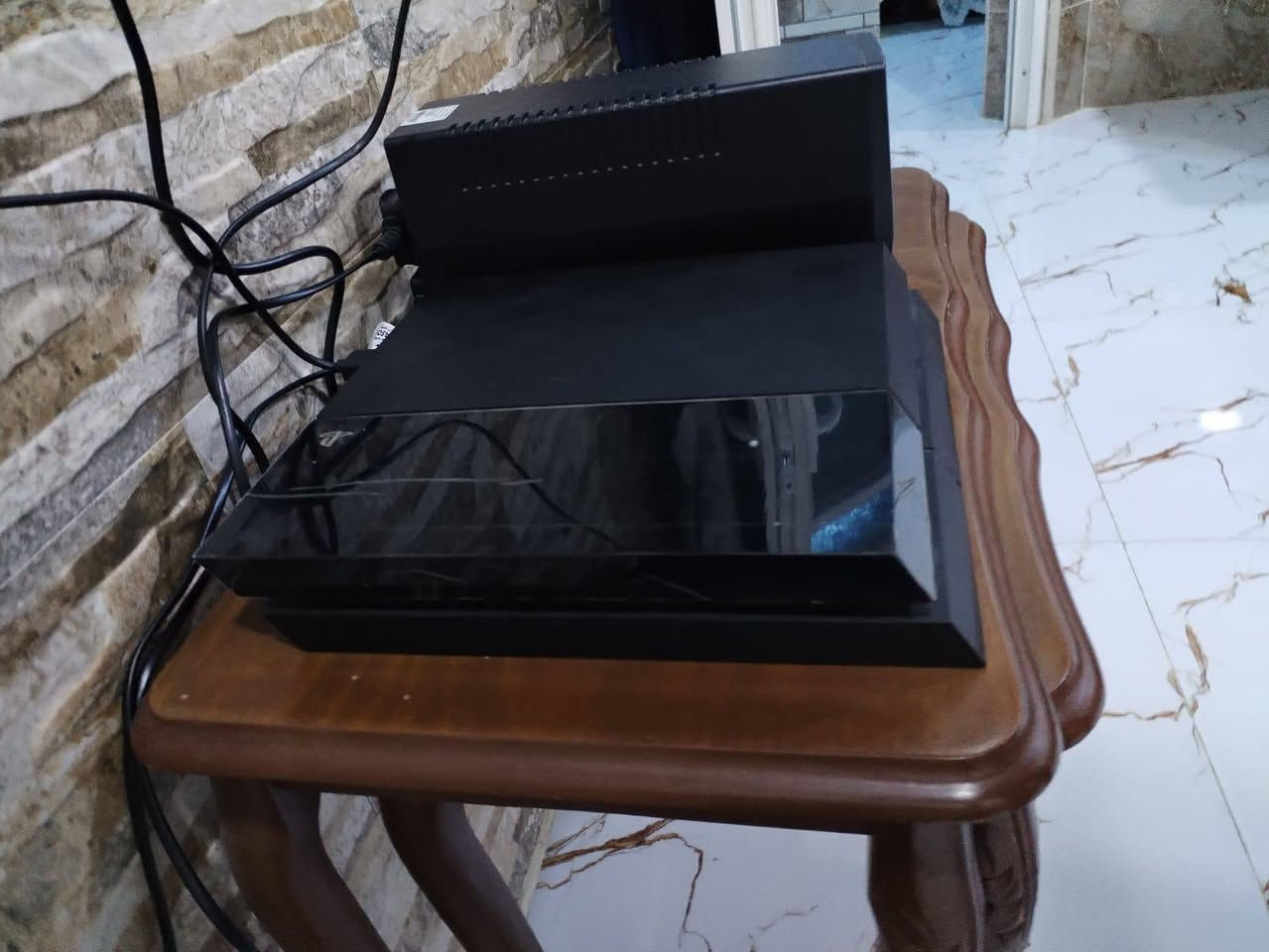 بلي فور جهاز نضيف جداً جداً استعمال قليل برغي مامفتوح بي لاصوت بانكه ولاشي هكر داخلي بدون افلاش الذاكره 512 بي العاب حديث كافة الملحقات بي بدون اليوبي اس مع يده أصلي 
السعر 225
عنوان موصل حي الزهراء فرع الدرايج 
***********
***********
