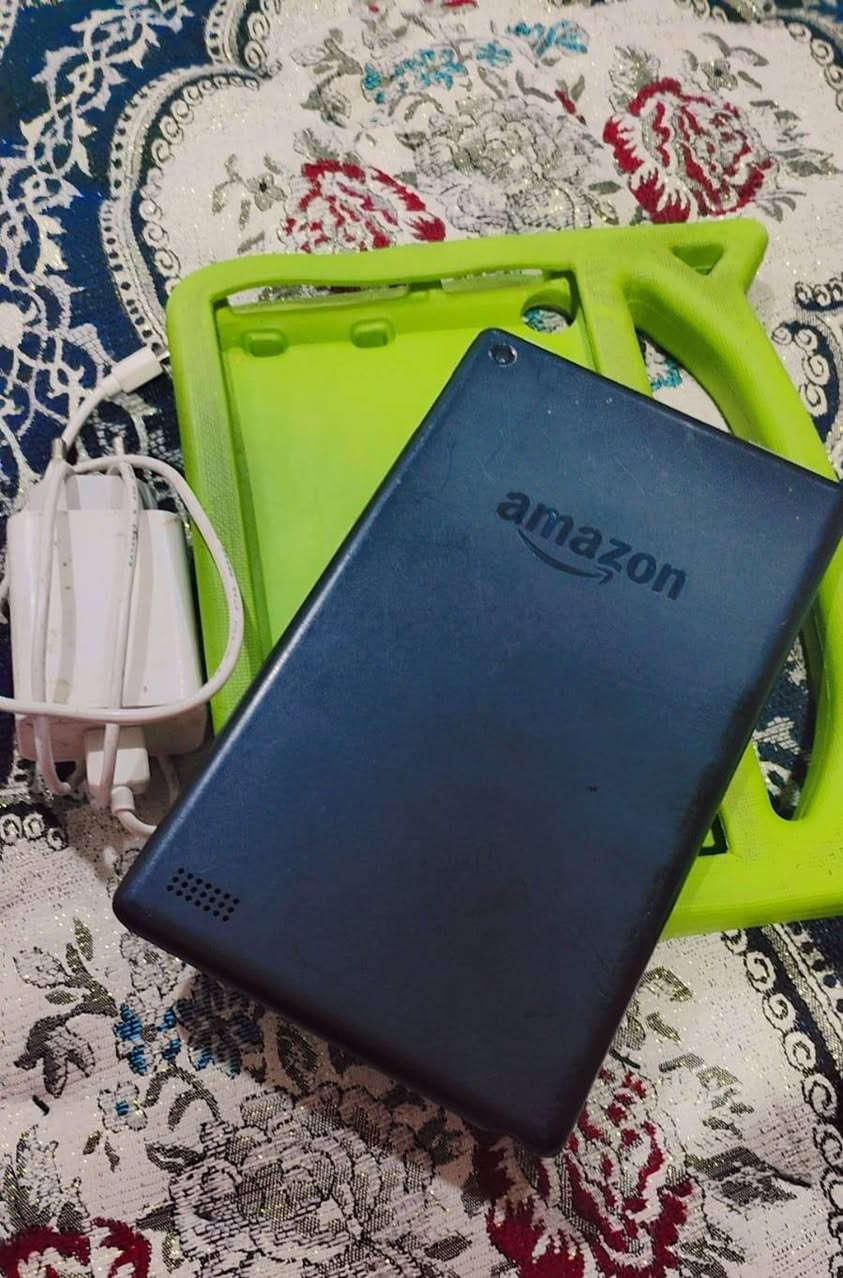 تابلت أمازون للبيع 📱
تابلت Amazon Fire بحالة جيدة، مناسب للأطفال ، ومفيد للمشاهدة والترفيه والألعاب والتطبيقات التعليمية.

يجي وياه جراب حماية أخضر + شاحن مثل ما موضح بالصور.

💰 السعر: 50 ألف دينار فقط
📍 الموقع: تكريت – صلاح الدين
📞 للتواصل: ***********

📸 الجهاز حسب حالته الظاهرة بالصور.
