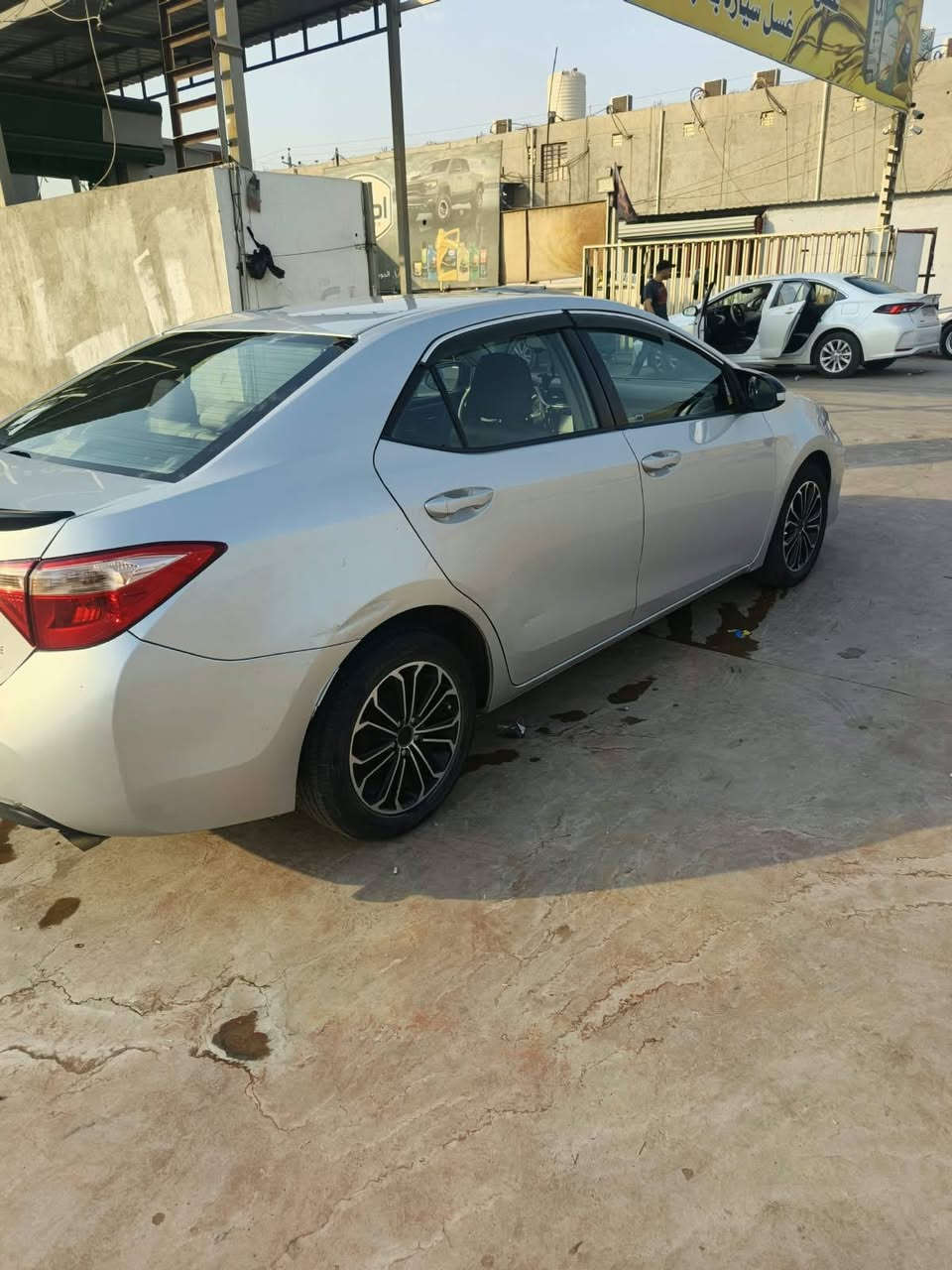 كورلا موديل 2017 وارد أمريكي السيارة بأسمي تحويل ثاني يوم مواصفات شاشة تحكم استيرن رادار كاميرا خلفية تدفئة تبريد مكينة وكير مكفولة تخم تايرات 5 قطع صبغ رقم شمالي سليمانية /  العنوان بغداد السعر  ( 115 ) وبيها مجال / اتصال أو واتس اب ***********
