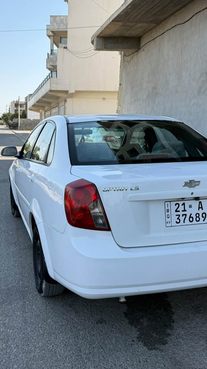 بۆ فرۆشتن 2009 گێڕ ئۆتۆماتیک
مۆدێل 2009
گێڕ ئۆتۆماتیک
سنەوی تا 2031 تازەیە و بەناوی خۆمەوەیە
کارتی بەنزینی کەرکوکی هەیە
تەبردید ئیش ئەکات
چوار تایەی تازەی لەژێرە
یەک دینار مەسروفی تیانیە
تەقە و ڕەقەی بەشەرت
گێڕ و مەکینەی بەشەرت
سۆنەرەکەیم داناوە
سەیارەکە زۆر خاوێنە
مۆبایل :- ***********
شوێن :- چەمچەماڵ 
نرخ :- ٧٢ گەڵا
