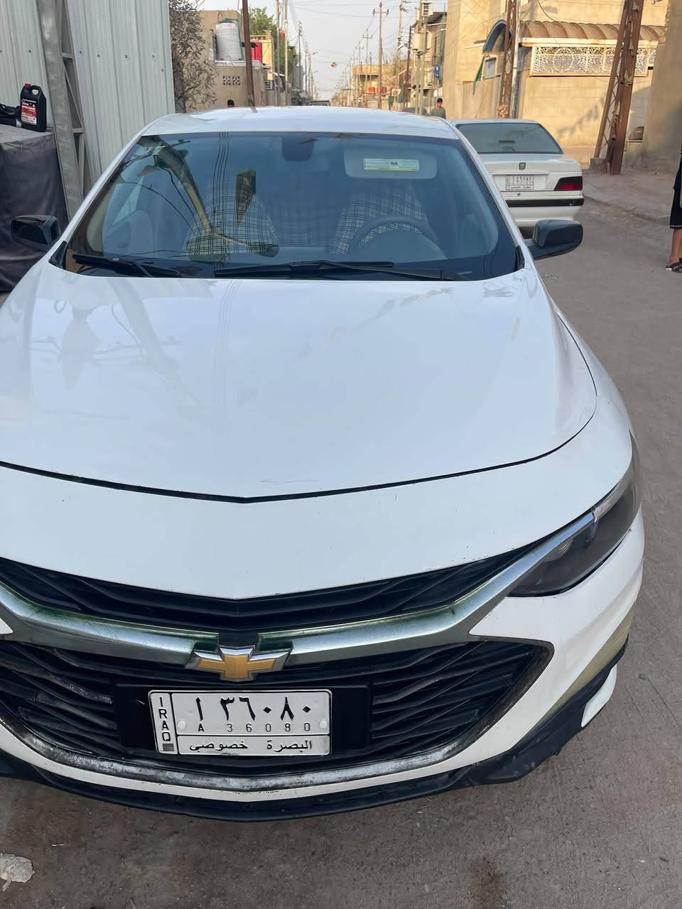 ماليبو موديل 19 رقم بصرة سيارة جاهزه العنوان البصرة حيانية شارع 60 بيها ضربة بجم خفيفة وباب الخلفي مصبوغ السعر 77 
هاتف ***********
