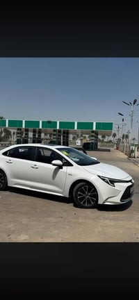 كورلا هايبرد • ٢٠٢٥ • كفالة سنة