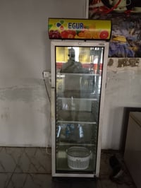 ثلاجه عاموديه • للبيع