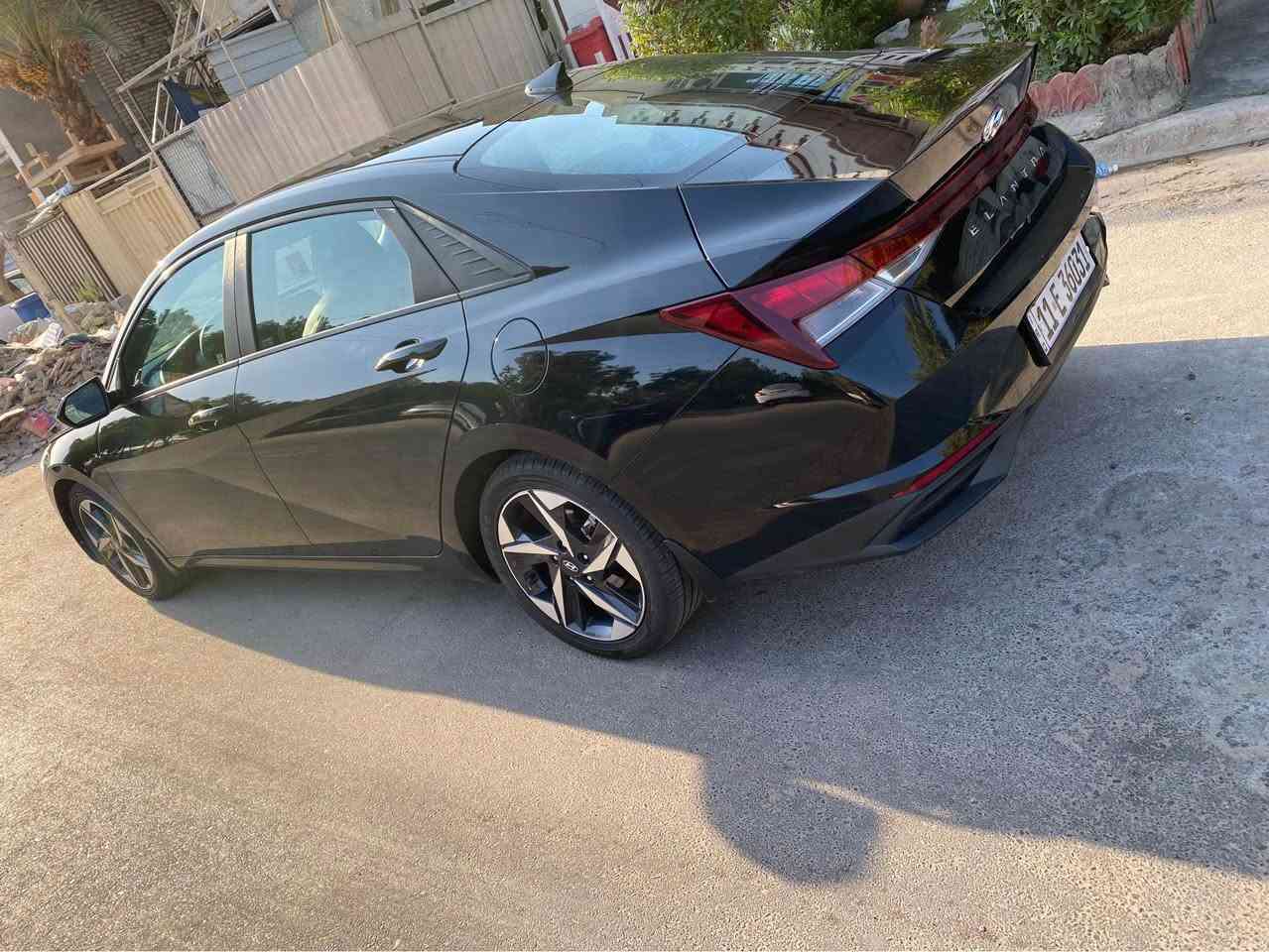 � للبيع Hyundai Elantra 2023 SEL

🔹 الموديل: إلنترا 2023
🔹 الفئة: SEL
🔹 الوارد: أمريكي 🇺🇸
🥎فقط بارد بدون قطره صبغ 
حافه البنيد و حافه الجاملغ فقط فقط 
🔹 المحرك: 2.0 لتر – 4 سلندر

✨ المواصفات والتجهيزات:
• شاشة معلومات وترفيه
•بصمه 
•• Apple CarPlay
• كاميرا خلفية
• حساسات خلفية
• دخول ذكي Keyless Entry
• تشغيل زر
• أنظمة أمان ومساعدة للسائق
• نظام المحافظة على المسار
• تحذير مغادرة المسار
• نظام الكبح الطارئ
• ABS
• ESP / نظام الثبات الإلكتروني
• وسائد هوائية
• مصابيح LED
📌 رقم الشاصي
:https://en.bidfax.info/hyundai/elantra/20471820-hyundai-elantra-sel-2023-black-20l-vin-5npls4ag4ph091474.html

📍 السيارة جاهزة للفحص

💰 السعر: ______155
📞 للاتصال: _*********** بغداد, العراق
