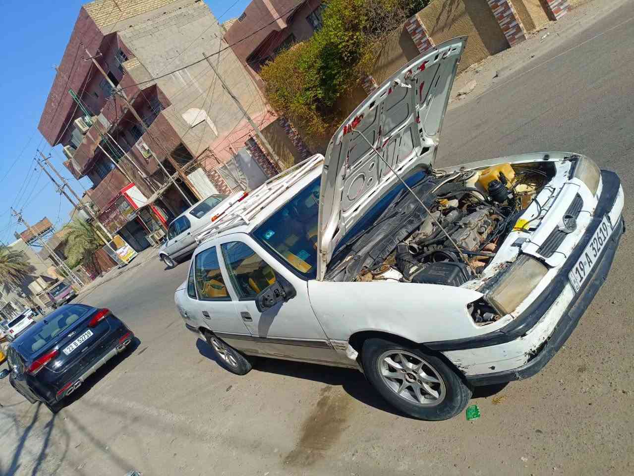 السلام عليكم .للبيع فكترا موديل ٩٠ الون ابيض رقم كربلاء انكليزي جديد سنوية نافذة للغاية سنة ٣١ بااسمي حالة المحرك جيدة كير السعر ٢٢ ورقة مع المجال للاستفسار الاتصال ***********
