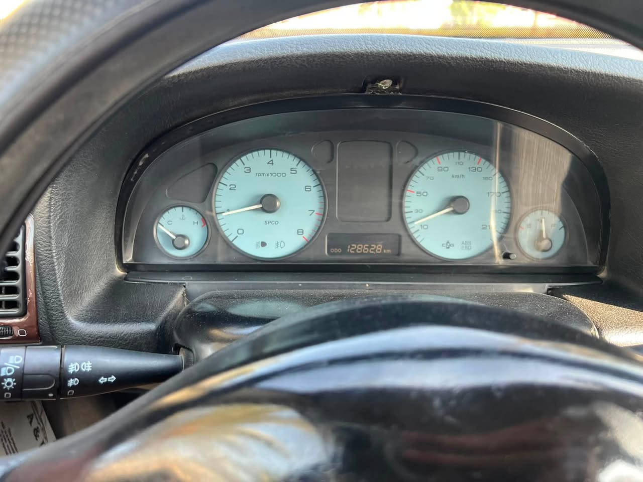 سلام عليكم بيجو بارص 2015مكفوله من ضربه وصبغ وتبديل فقط دواير خلفيه كير مكينه حداديه تخم تاير تبريد جاهزه للخير رقم بابل بسمنه الشراي يتصل 
***********
السعر 39وبيهرمجال بسيط
