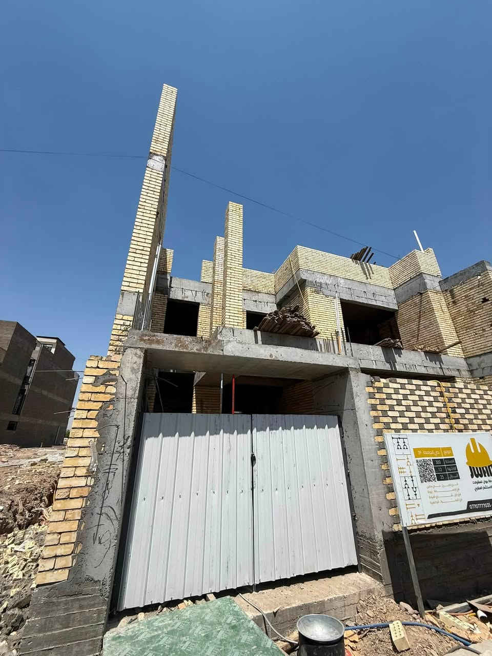 السلام عليكم 
تم على بركة الله 
ختم مرحلة البناء 
لموقع حي الجامعة (8)
على ارض بمساحة 300م
جميع اعمالنا تتم على ايدي ماهرة
رقم الهاتف / واتساب 
***********
